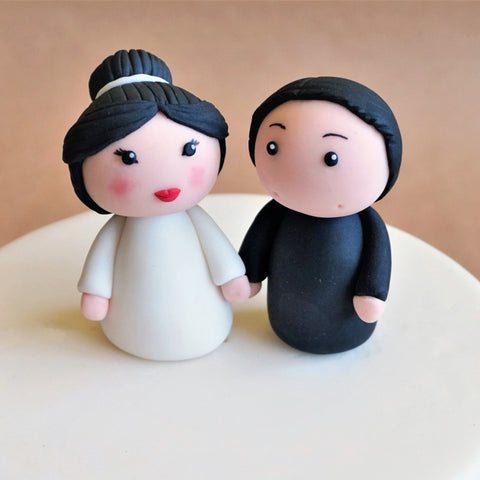 Fondant bride and groom cake topper set