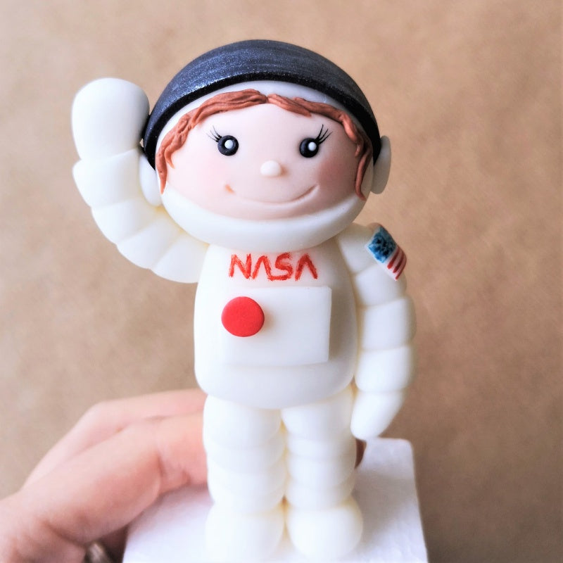 Figurica za torto - astronavtka